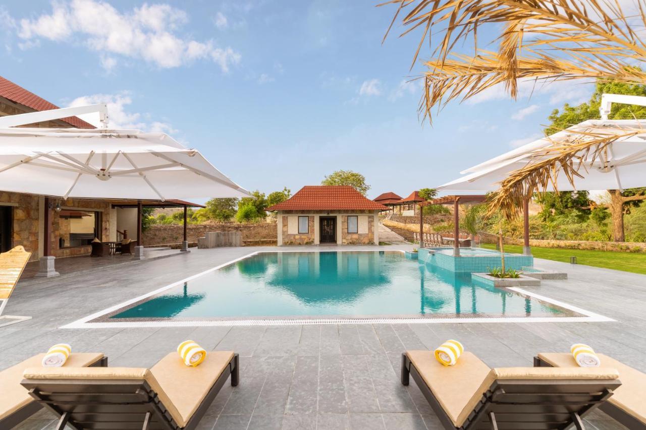 Sarasiruham Resort - Private Pool Villa In Udaipur Exterior foto